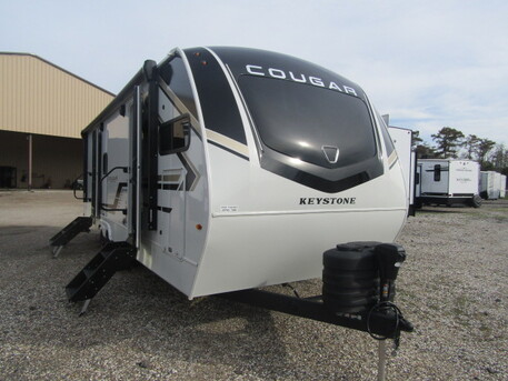 New York, Restaurants, Find Reliable Pre-Owned Campers For Your Next Adventure