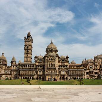 Vadodara, General, Affordable One Way & Outstation Taxi Service In India