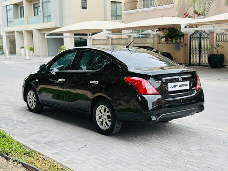 Salmaniya, Vehicles, Cars & Trucks , BHD 2200,  Nissan Sunny,  2016,  Automatic,  172000 KM,    MODEL  CALL OR WHATSAPP ON 35400768 ,34355768 ,33665080