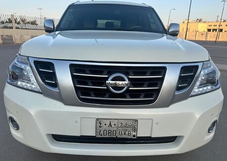 Riyadh, Vehicles, Cars & Trucks , SAR 56000,  Nissan Patrol (Platinum V8),  2013,  Automatic,  262000 KM,  Nissan Patrol  (Platinum V8)