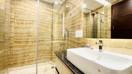 Mumbai, Apts/Flats Wanted, INR 25124/day,  Furnished,  4 BR,  2500 Sq. Feet,  Bluo 4BHK Saket Max-Balcony, Lift, Parking