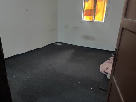 Al Wizarat, Rooms Available, Singl Room Available For One Person Only 4500 For Six Months