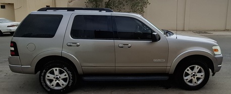 Al Malaz, Vehicles, Cars & Trucks , SAR 18500,  Ford Explorer,  2008,  Automatic,  279000 KM,   XLT  Full Option With Sunroof And Cruise Control