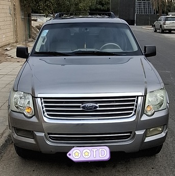 Al Malaz, Vehicles, Cars & Trucks , SAR 18500,  Ford Explorer,  2008,  Automatic,  279000 KM,   XLT  Full Option With Sunroof And Cruise Control