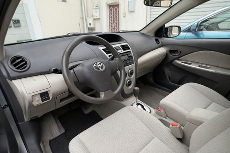 Manama, Vehicles, Cars & Trucks , BH 2100,  Toyota Yaris GR,  2013,  Automatic,  165000 KM,  Toyota Yaris  Mint Condition