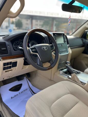 Riffa, Vehicles, Cars & Trucks , BHD 14500,  TOYOTA LAND CRUISER GXR V6 2017 WHITE,  2017,  Automatic,  267000 KM,