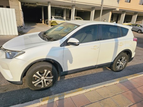 Al Khobar Al Shamalia, Vehicles, Cars & Trucks , SAR 54000,  Toyota RAV4,  2017,  Automatic,  327 KM,    Well Maintained
