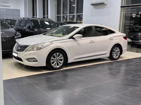 Manama, Vehicles, Cars & Trucks , BHD 1950,  Hyundai Azera,  2013,  Automatic,  228350 KM,    (White)