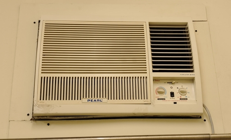 Riffa, Air Conditioners, BHD 1,  Pearl Window Ac 2 Ton&1.5 Ton 3nos
