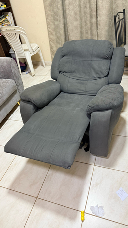 Jubail, Furniture, SAR 100,  Recliner Chair With Rocking & Extendable Footrest &ndash; Fully Functional