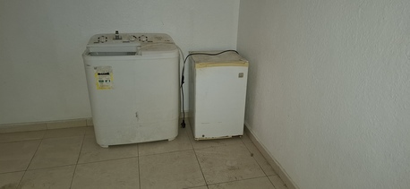 Jeddah, Household Items, SAR 400,  Urgent Selling Washing Machine And Small Fridge