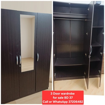 Manama, Furniture, BHD 37,  ✅️ 3 Door Wardobe For Sale In Good Condition With Delivery