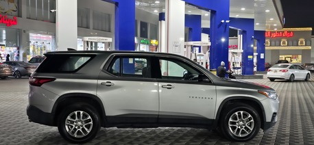 Khobar, Vehicles, Cars & Trucks , SAR 67000,  Chevrolet Traverse,  2019,  Automatic,  167000 KM,  Agency Maintained Traverse , Silver, Fully  &ndash; SUV, Km 165,000 Only, Camera