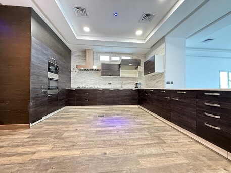 Salwa, Apartments/Houses, KWD 1100/month,  3 BR,  Salwa &ndash; Spacious Three Bedroom Floor With Private Roof Garden