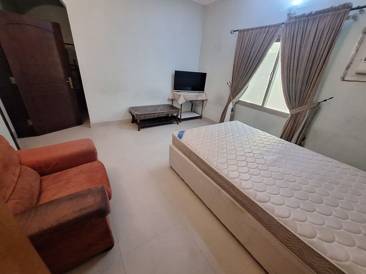 Tubli, Rooms for Rent, BHD 100/month,  Furnished,  Semi Furnished Room For Rent With Attached Bathroom