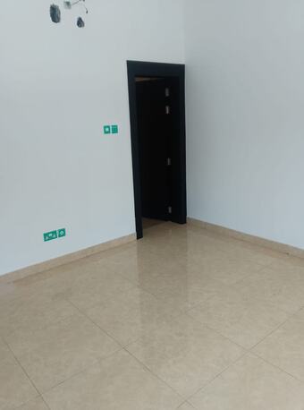 Hidd, Real Estate For Sale, BHD 47000,  129 Sq. Meter,  Semi Furnish 3 Bedroom 3 Bathroom Flat For Sale In Al Hidd