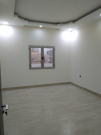 Hidd, Real Estate For Sale, BHD 47000,  129 Sq. Meter,  Semi Furnish 3 Bedroom 3 Bathroom Flat For Sale In Al Hidd