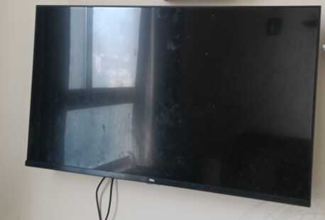 Manama, Electronics, BHD 65,  TCL Smart Tv 43 " - 65BD Pick Up From Umm Alhassam