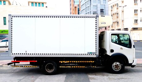 Manama, Vehicles, Cars & Trucks , BHD 10,  ASHOK LEYLAND,  2021,  107000 KM,  FREEZER TRUK   Model Excellent Condition FOR SALE