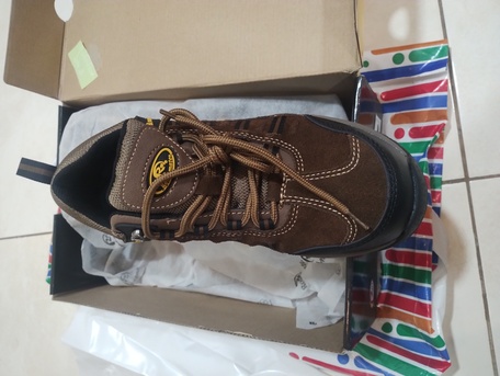 Jubail, Clothing & Accessories, SAR 250,  Safety Shoe Slic And Road Mate