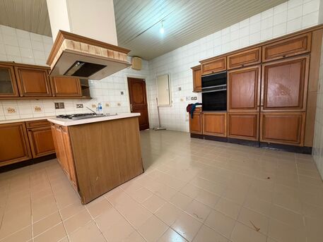 Manama, Villas, BHD 1000,  Spacious 6BR Private Villa For Rent In A&rsquo;ali | Private Pool & Garden | Near Ramli Mall