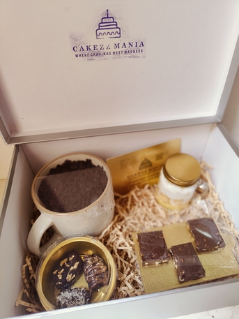 Jubail, Food & Drink, Eid Desserts, Cakes & Gifts !