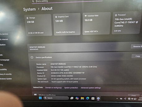 Riyadh, Computers, SAR 2300,  Lenovo Thinkpad X1 Carbon Touch Screen - Intel Core I7 11th Gen,16gb,256nvme Storage,14" F