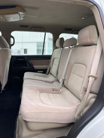 Riffa, Vehicles, Cars & Trucks , BHD 6500,  TOYOTA LAND CRUISER GXR V6 2008 WHITE,  2008,  Automatic,  300000 KM,