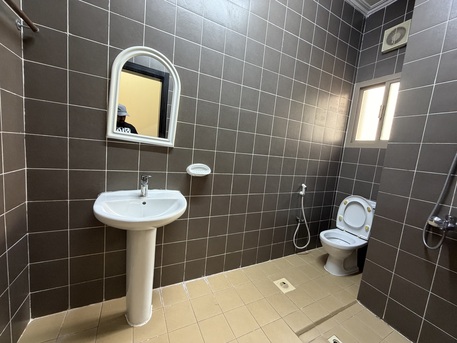 Salmaniya, Apartments/Houses, BHD 200/month,  2 BR,  2 Bedroom Semi Furnished Flat For Rent