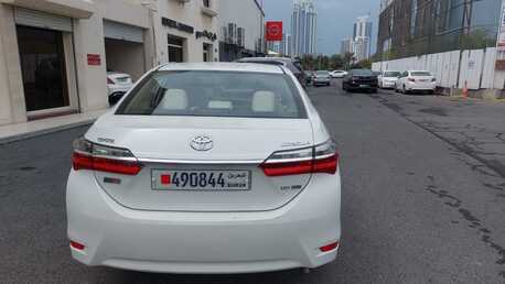 Manama, Vehicles, Cars & Trucks , BHD 3800,  Toyota Corolla 1.6 XLI Full Automattic Well Mantaine Single Ownar,  2017,  Automatic,  150000 KM,