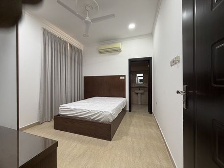 Salmaniya, Apartments/Houses, BHD 230/month,  1 BR,  1 Bedroom Fully Furnished Flat For Rent With Ewa