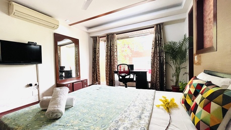 New Delhi, Apts/Flats Wanted, INR 11954/day,  Furnished,  1 BR,  600 Sq. Feet,  BluO 1BHK Green Park -Balcony, Lift, Parking