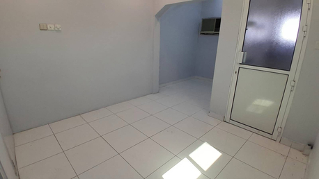 Ras Rumman, Apartments/Houses, BHD 130,  Ras Ruman:- Studio Flat On Rent With Unlimited Ewa For 130bd