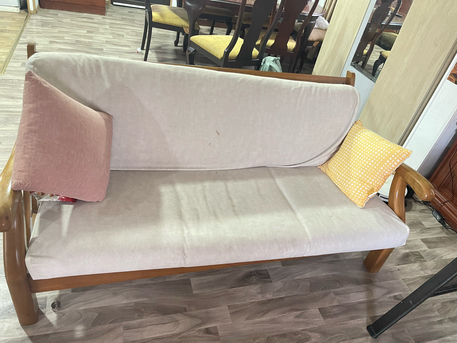 Jubail, Furniture, SAR 700,  Sofa Set With Table