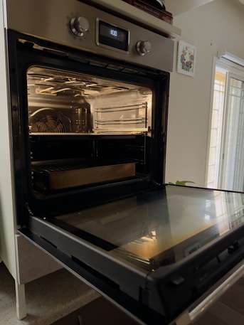 Riyadh, Household Items, SAR 2500,  IKEA Oven With Cabinet