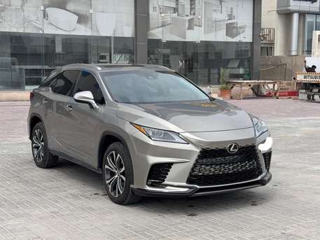 Manama, Vehicles, Cars & Trucks , BHD 9000,  Lexus RX-350,  2018,  Automatic,  117800 KM,   /  (Grey)