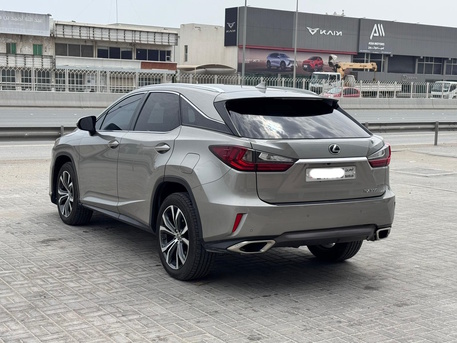 Manama, Vehicles, Cars & Trucks , BHD 9000,  Lexus RX-350,  2018,  Automatic,  117800 KM,   /  (Grey)