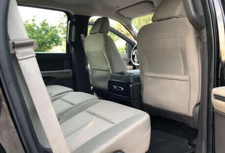 Jubail, Vehicles, Cars & Trucks , SAR 121000,  2021 Ford Expedition XLT Short Wheelbase, 4x4, Saudi Specs, Original Body,  2021,  138000 KM,  Jubail Down Town Carshowroom Area