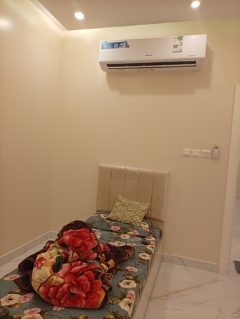 Jeddah, Rooms Available, SAR 1000/month,  Furnished,  Offering A Single Room In 2 Room Apartment