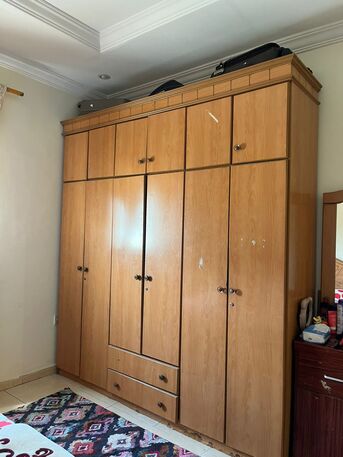 Jeddah, Furniture, Selling Furniture ( Bed, Mirror & Cupboard)