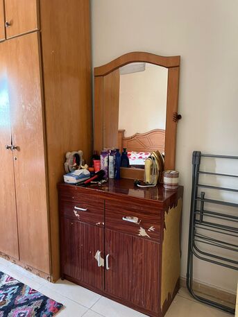 Jeddah, Furniture, Selling Furniture ( Bed, Mirror & Cupboard)