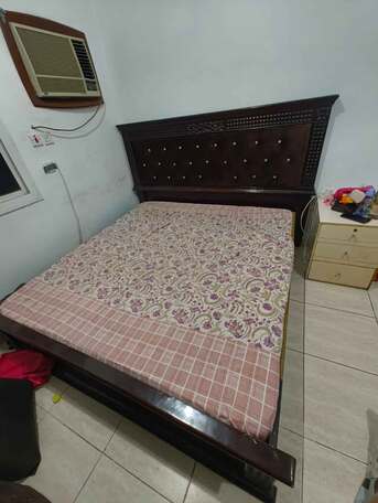 Jeddah, Household Items, SAR 50,  King Size Bed At SAR With Mattres For Free