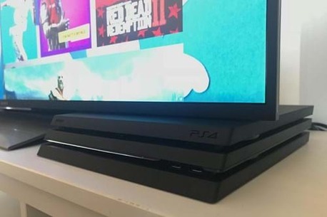 Dammam, Electronics, SAR 950,  PLAYSTATION PS4 PRO 1 TB