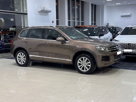 Manama, Vehicles, Cars & Trucks , BHD 2350,  Volkswagen Touareg,  2012,  Automatic,  199500 KM,    (Brown)