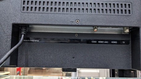 Manama, Computers, BHD 23,  ZENET 32" LED TV - Good Working Condition With Remote Contact Or WhatsApp On +973 38878023