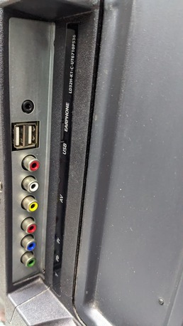 Manama, Computers, BHD 23,  ZENET 32" LED TV - Good Working Condition With Remote Contact Or WhatsApp On +973 38878023