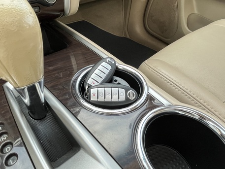 Riyadh, Vehicles, Cars & Trucks , SAR 37000,  Nissan Pathfinder,  2014,  Automatic,  247000 KM,  Pathfinder  SV