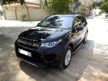 Zinj, Vehicles, Cars & Trucks , BHD 111,  Land Rover Discovery Sport,  2019,  Automatic,  63000 KM,  Full Options, Agency Maintained - First Owner, ZERO Accident