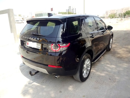 Zinj, Vehicles, Cars & Trucks , BHD 111,  Land Rover Discovery Sport,  2019,  Automatic,  63000 KM,  Full Options, Agency Maintained - First Owner, ZERO Accident