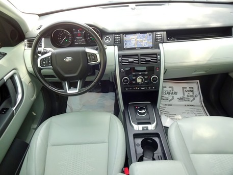 Zinj, Vehicles, Cars & Trucks , BHD 111,  Land Rover Discovery Sport,  2019,  Automatic,  63000 KM,  Full Options, Agency Maintained - First Owner, ZERO Accident